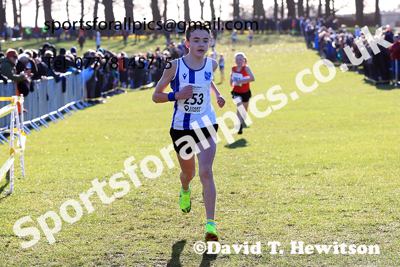 Boys under-13s 2025 Northern Cross Country Champs, Tatton Park, Knutsford, Cheshire. Photo: David T. Hewitson/Sports for All Pics
